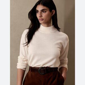 Banana Republic Adoro Merino Mock Neck Sweater (Cream / XS)
